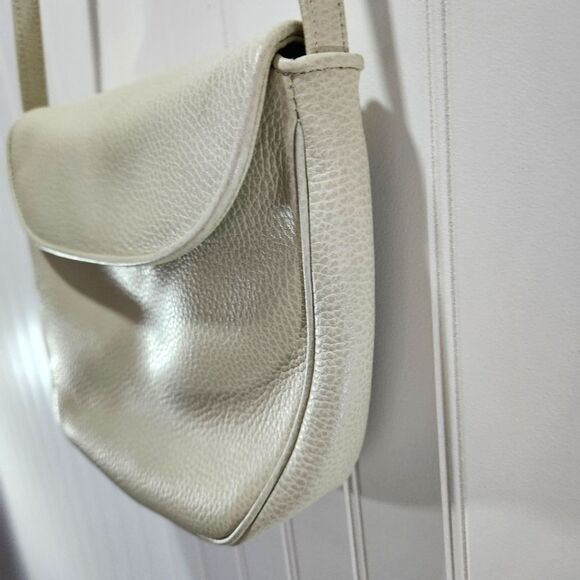 GANSON Vintage Ivory Pebble Leather Gold Hardware Crossbody Flap Purse - Picture 6 of 12